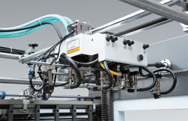 Automatic Flute Laminating Machine