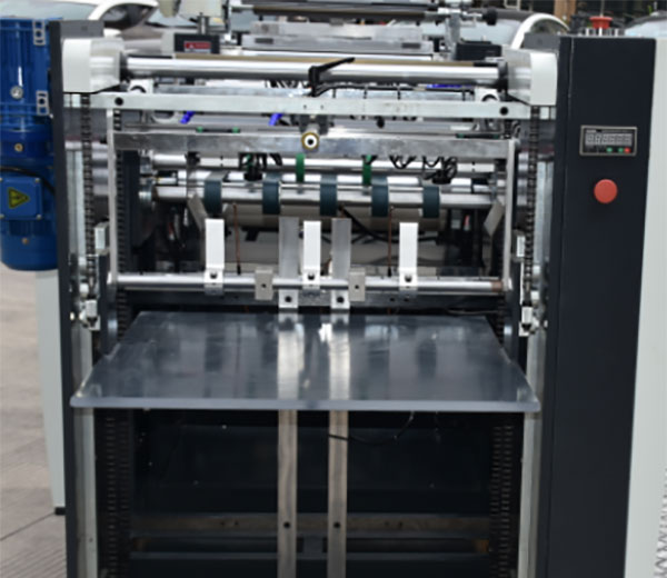 Automatic Pre-Coating Laminating Machine