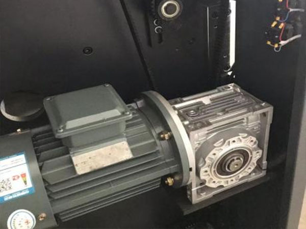 Automatic Vertical Laminating Machine