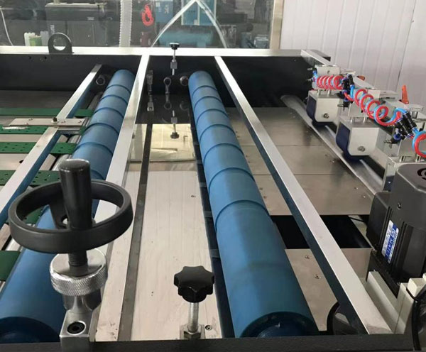 Automatic Vertical Laminating Machine