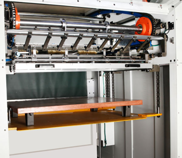 Automatic Hot Stamping and Die Cutting Machine