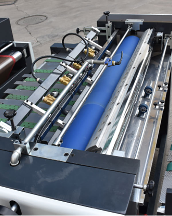 Automatic high-speed water based coating machine